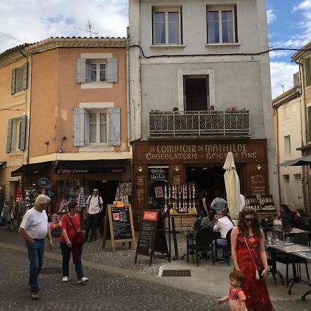 L'Isle O Luberon Apartment Екстериор снимка